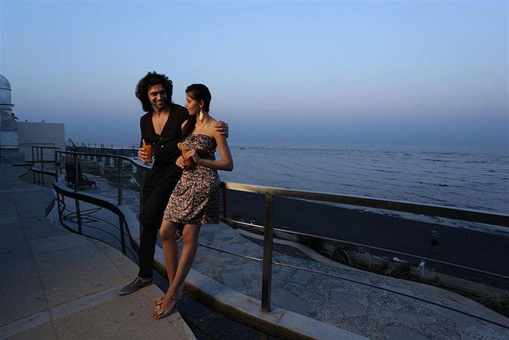 The Gold Beach Resort Daman Exteriér fotografie