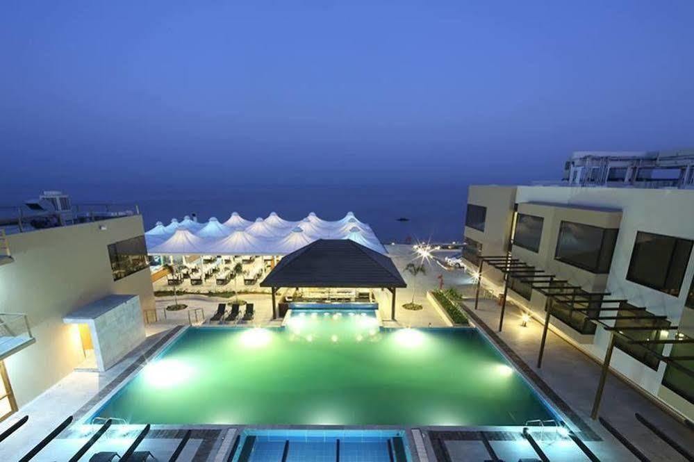 The Gold Beach Resort Daman Exteriér fotografie