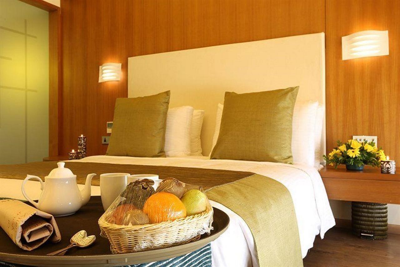 The Gold Beach Resort Daman Exteriér fotografie
