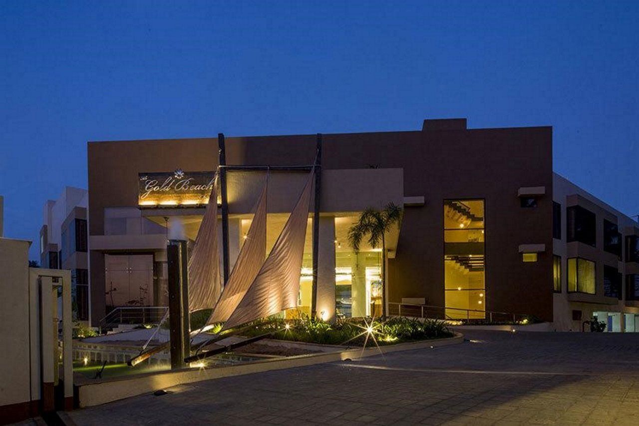 The Gold Beach Resort Daman Exteriér fotografie