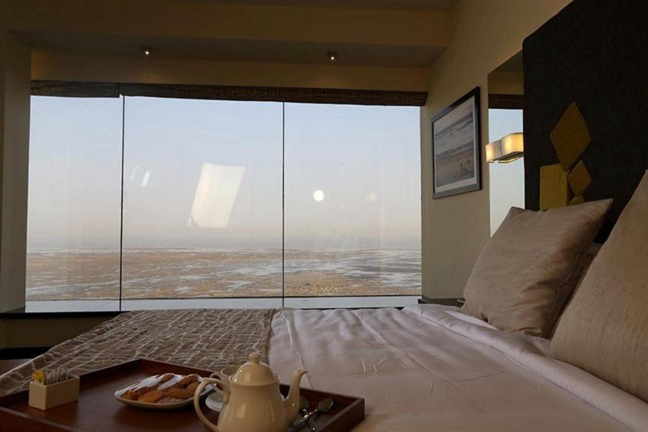 The Gold Beach Resort Daman Exteriér fotografie