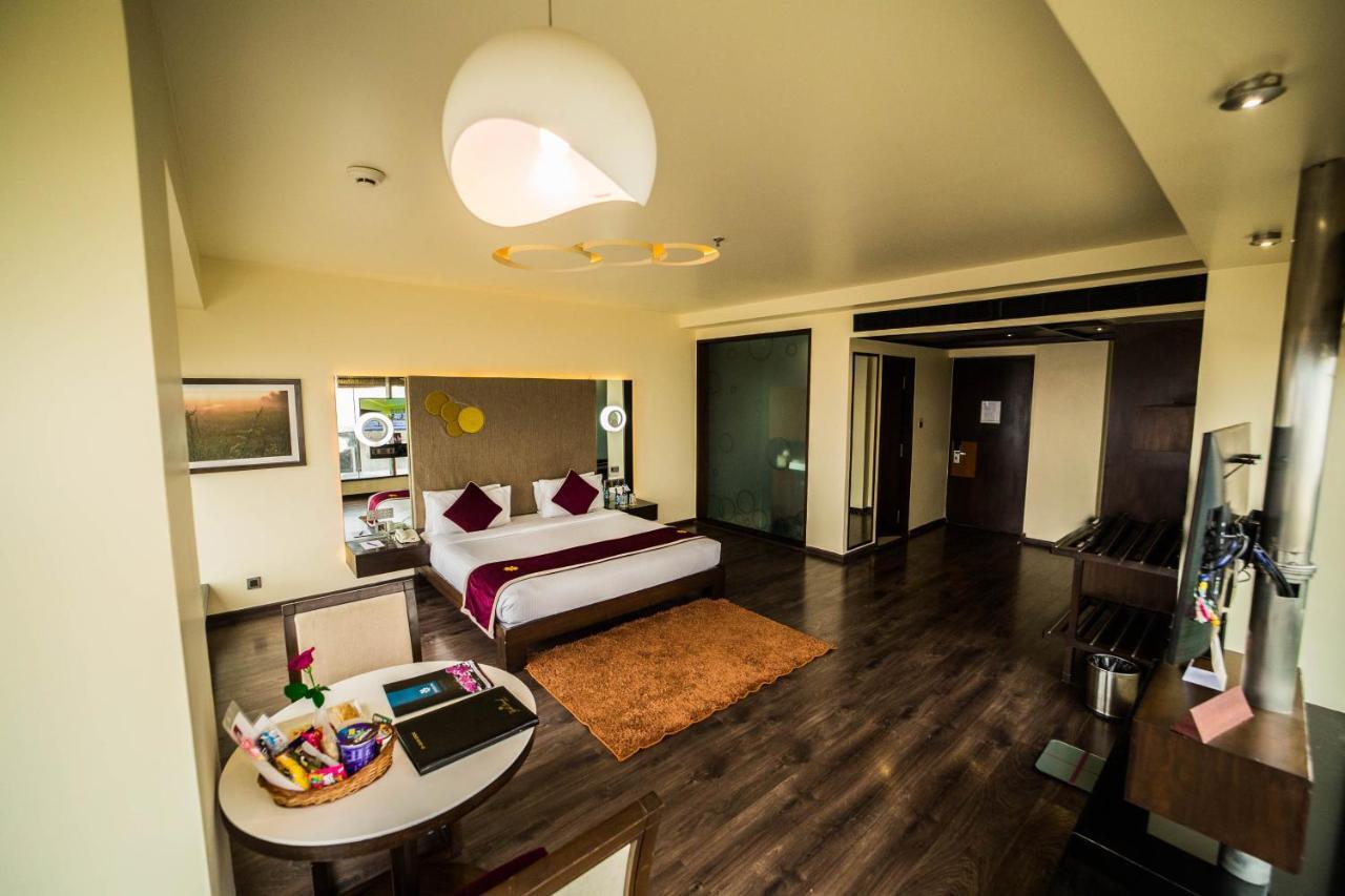 The Gold Beach Resort Daman Exteriér fotografie