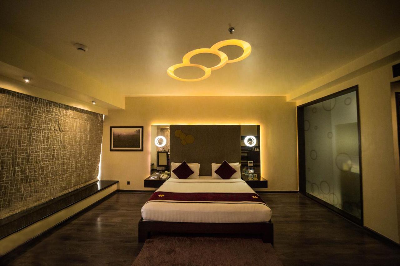 The Gold Beach Resort Daman Exteriér fotografie