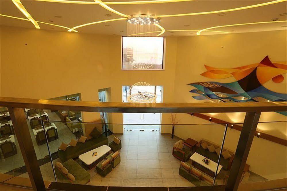 The Gold Beach Resort Daman Exteriér fotografie